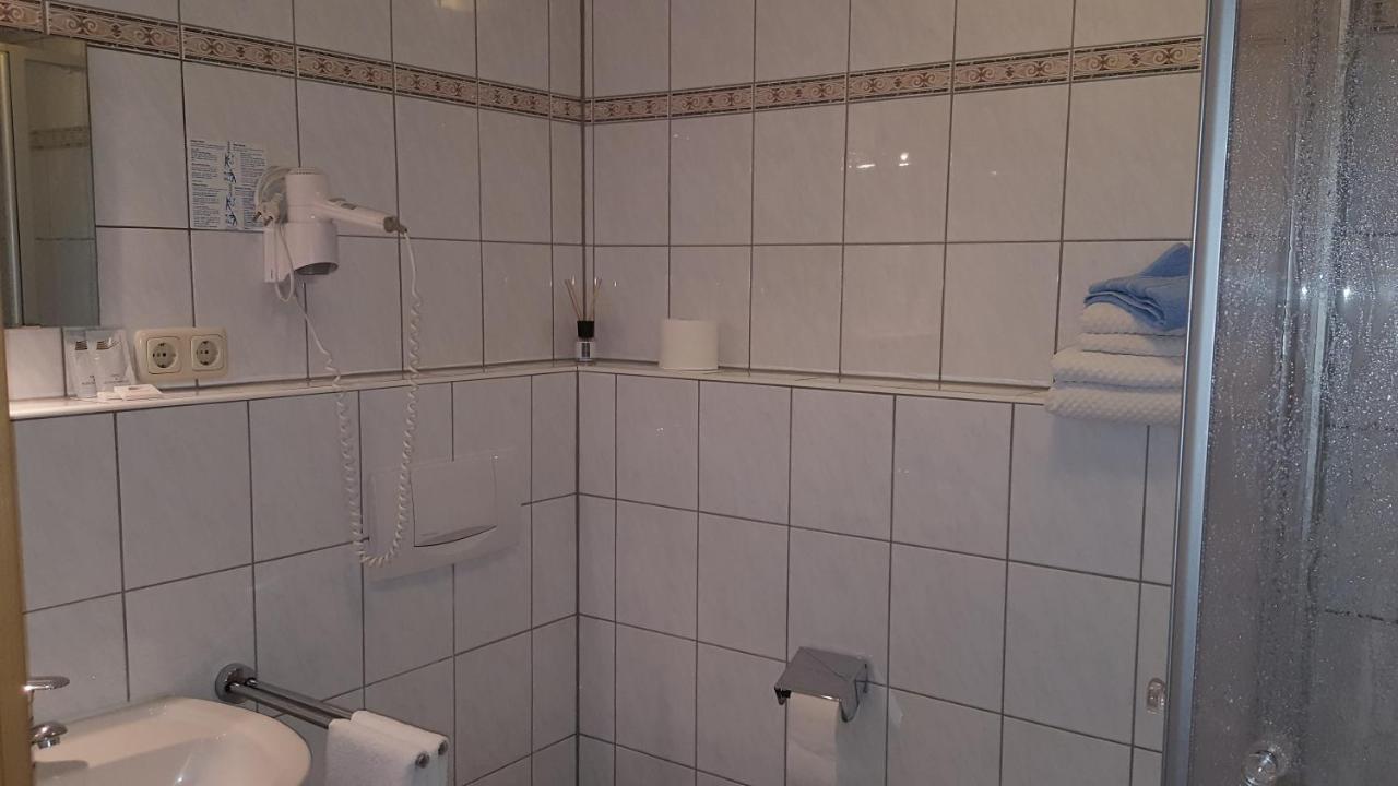 Отель Moosburger Hof Экстерьер фото